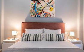Athenian Center Apartments
